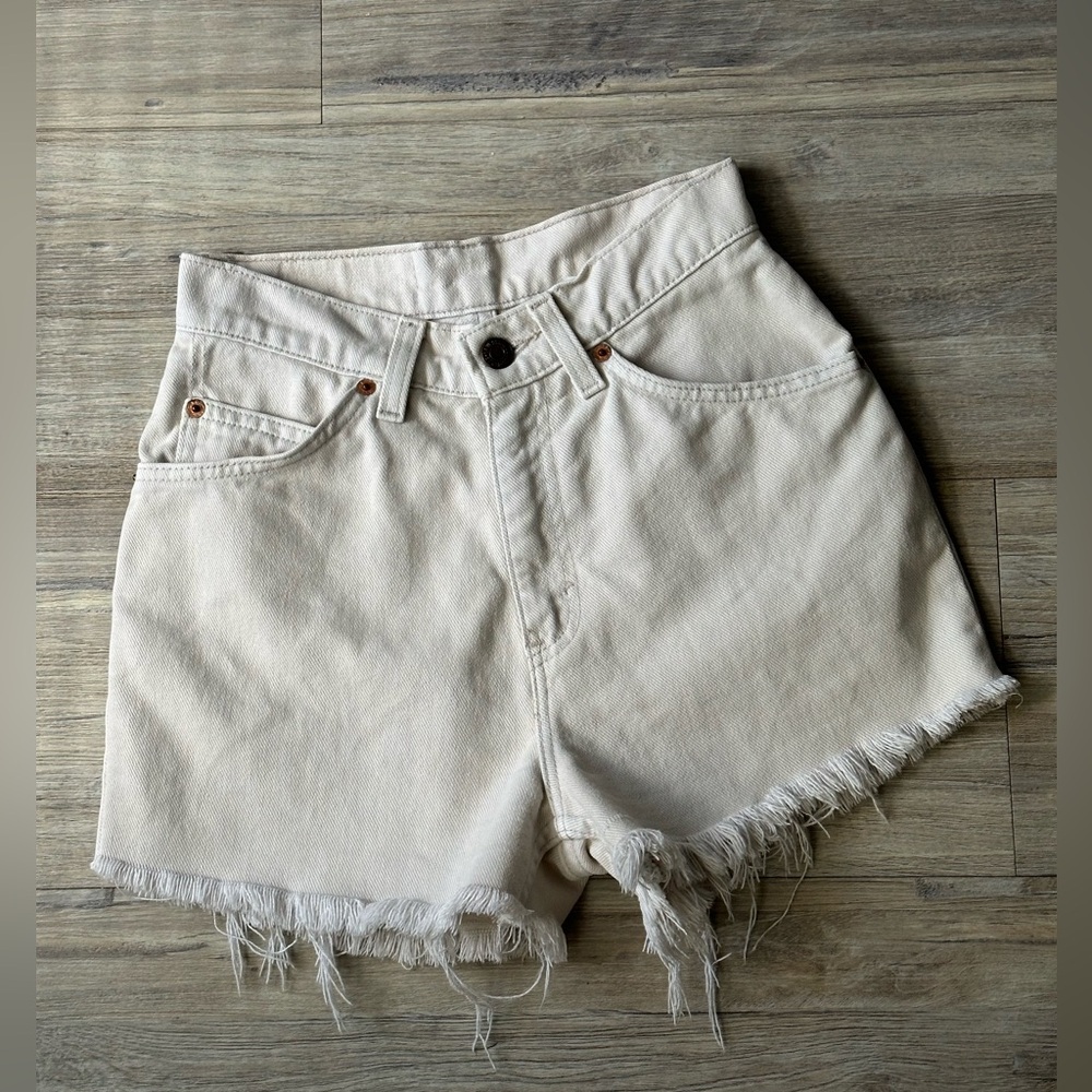 Levi’s shorts